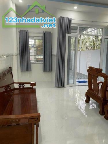 Bán gấp căn nhà cấp 4 còn như mới, SHR, 107m2, Củ Chi, Giá  1 tỷ 050. - 5