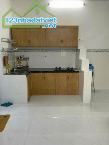 Bán gấp căn nhà cấp 4 còn như mới, SHR, 107m2, Củ Chi, Giá  1 tỷ 050. - 2