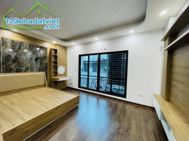 BÁN NHÀ TRẦN QUANG DIỆU ĐỐNG ĐA 40m 7T Mt 5m THANG MÁY NGÕ THÔNG KINH DOANH GIÁ 15.2 TỶ. - 5