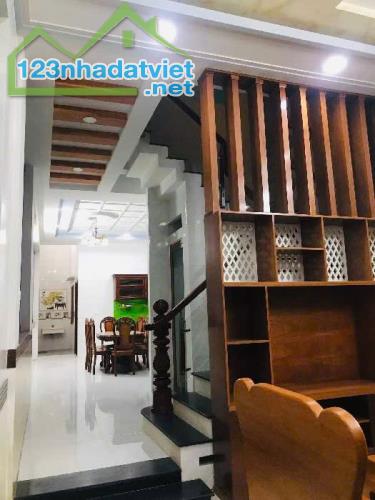 BÁN NHÀ HXH THÔNG-4TẦNG-260M2-GẦN ĐH CÔNG NGHIỆP2-KINH DOANH- DTS-GIÁ 11TỶ5 - 3