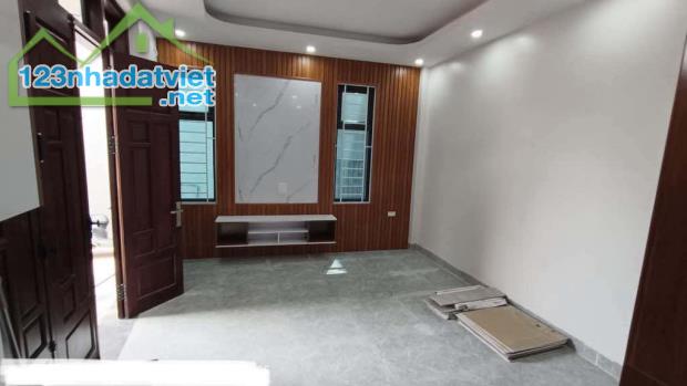 Bán Nhà 5 Tầng Mới Kính Koong Tại Phú Minh – Mặt Tiền 6.2m - 1