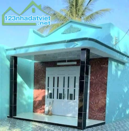 Chủ Ngộp Bán gấp nhà 157m2 Bà Điểm Hóc Môn 800tr – SHR – ở ngay