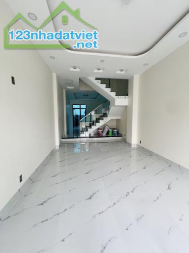 Bán nhà gần mặt tiền Hà Huy Giáp Quận 12 - 64m2- đường 6m - Giá chỉ 4.5 tỷ
