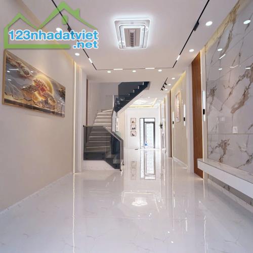 Bán Nhà HXH Mặt Tiền Đường Hương Lộ 2, P. Bình Trị Đông A, Q. Bình Tân. Diện tích - 2