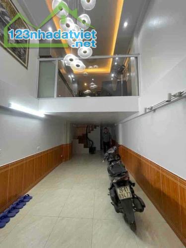 🏡 BÁN NHÀ ĐẸP – NGỌC THỤY, LONG BIÊN – 32m² x 5 TẦNG – FULL TIỆN ÍCH – NỘI THẤT SANG TRỌN - 1