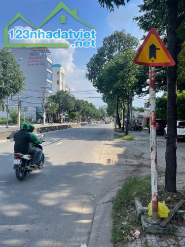 LÔ ĐẤT VIP FULL THÔ GẦN 500m2 MBKD – Mặt tiền Lê Thị Riêng, Thới An, Q.12 - 1
