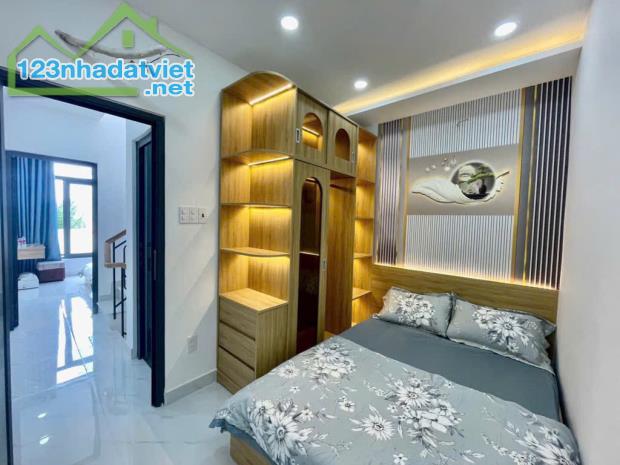 🏠 CẦN BÁN NHÀ 4 TẦNG – GIÁ NHỈNH 4 TỶ – GẦN MẶT TIỀN – CÁCH EMART 2 CHỈ VÀI PHÚT - 1