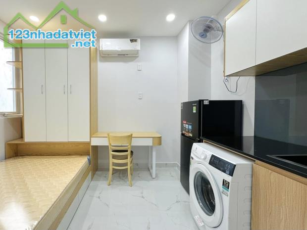CHUNG CƯ MINI PHÚ DIỄN 77M2X7T,20 PKK, 10M RA PHỐ, 100 TRIỆU/THÁNG, 21 TỶ