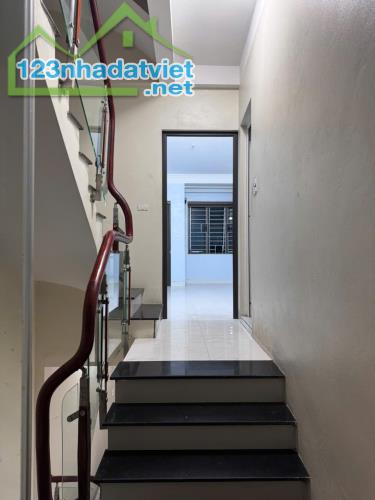 BÁN NHÀ MẶT NGÕ THÔNG – Ô TÔ TRÁNH – KINH DOANH ĐỈNH – KIM GIANG, THANH TRÌ – 52M2, 12 tỷ - 2