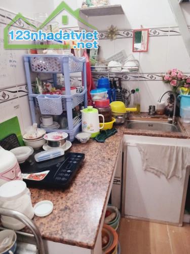 Bán nhà Bùi Thế Mỹ, P10, Tân Bình, gần Lạc Long Quân, 2 tầng, chỉ hơn 1 tỷ - 2
