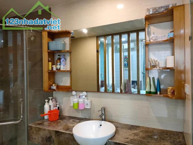 Bán nhà phố Cầu Đơ – Hà Đông 42 m2 4 tầng MT 4m về ở ngay Giá 6 tỷ.