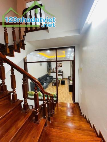 Bán Nhà Thuỵ Phương Bắc Từ Liêm Lô Góc Ô tô đỗ cửa 55m 8.5tỷ 4Tầng