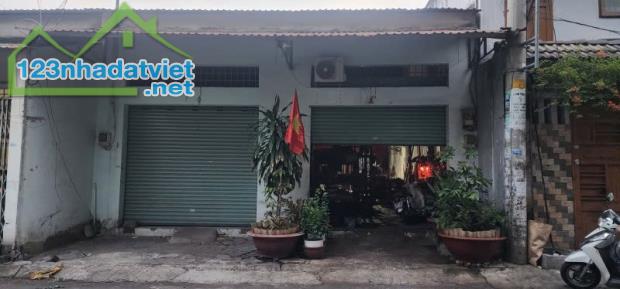 Bán nhà  Cấp 4, Hẻm xe hơi 8m Lê Văn Quới, DT: 8x20m, tiện xây, giá 13.9 tỷ. - 1