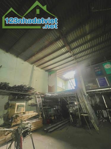 Bán nhà  Cấp 4, Hẻm xe hơi 8m Lê Văn Quới, DT: 8x20m, tiện xây, giá 13.9 tỷ. - 3