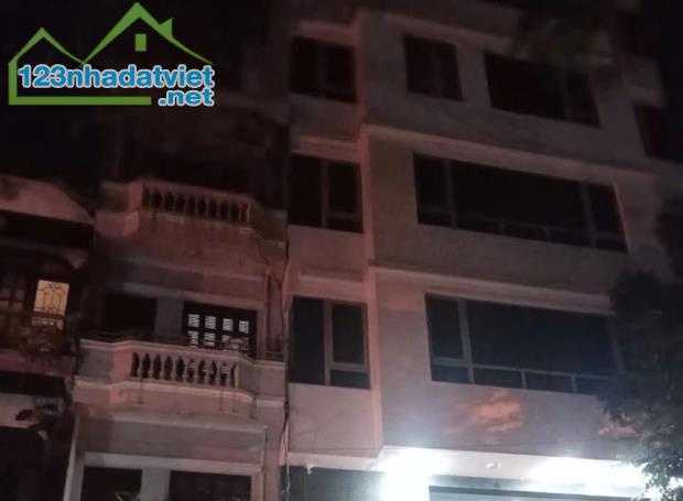 NHÀ MẶT PHỐ HOÀNG HOA THÁM - TÂY HỒ - NHÀ 2 MẶT TIỀN - 1 MẶT PHỐ VÀ 1 MẶT NGÕ - XÂY 5 TẦNG - 3