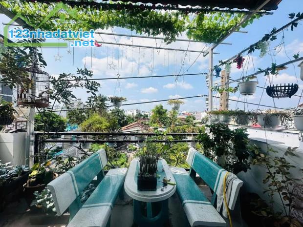 Bán nhà 3.5 tấm Phan Huy Ích p12 gò vấp.xe hơi đỗ cửa chỉ 4.2 tỷ