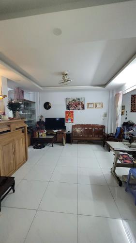 Bán nhà Hẻm xe hơi Đồng Đen - Bàu Cát, DT: 7x16m, 2 Tầng - 6PN, 11.5 tỷ.