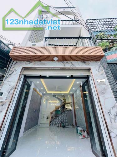 NHÀ ĐẸP THẠCH LAM – XE HƠI TRÁNH NHAU – 4 TẦNG – 4PN – CHỈ 7.4 TỶ!