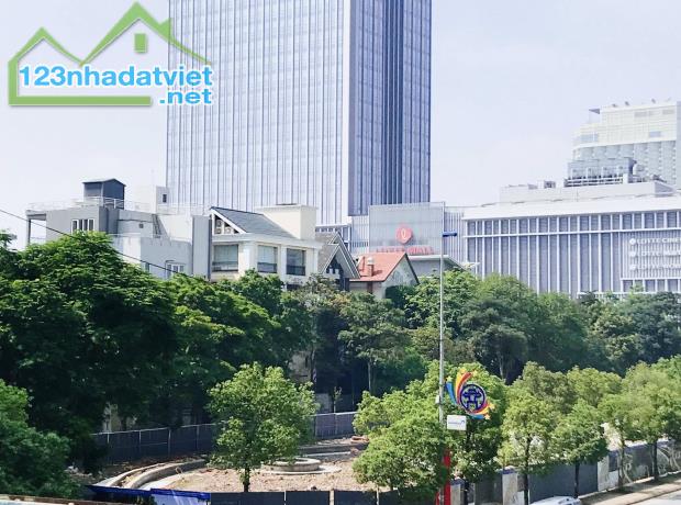 BÁN BT D3 VƯỜN ĐÀO, Q. TÂY HỒ, ĐỐI DIỆN VƯỜN HOA MỚI TẠI Ô ĐẤT O1-P3 (ẢNH THẬT)