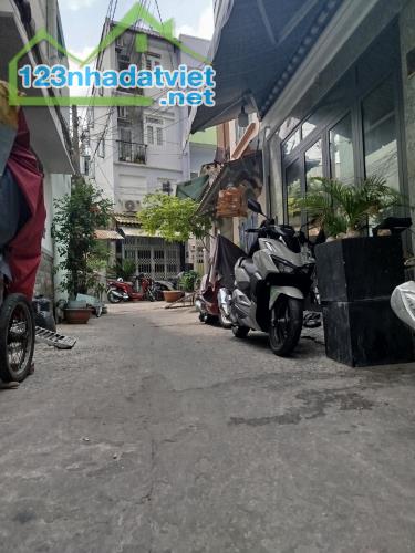 BÁN GẤP NHÀ ĐẸP, ÂU DƯƠNG LÂN – TRUNG TÂM Q8 – HẺM XE HƠI – GIÁP Q1, Q5, Q4, Q7 - 41M2 – - 1