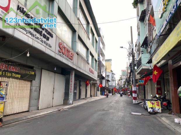 Nhà lô góc hẻm ba gác thông 2 tầng ngang 4m giá 3,7 tỷ