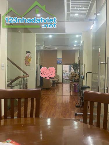 Bán nhà Trần Quang Diệu phân lô kinh doanh - 40m ra phố - 1