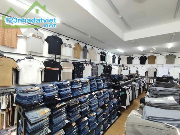 Bán nhà Mặt tiền Nguyễn Ảnh Thủ - gần Lê Văn Khương, 12x12m, 3 T, HDT 135tr, 25 tỷ. - 2