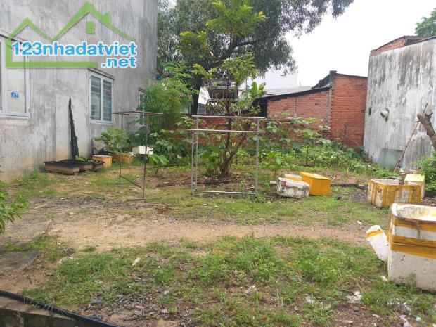 Bán đất Nguyễn Văn Tăng, Long Thạnh Mỹ,  Quận 9, 526m2, full thổ, HXH, Lô góc giá chỉ 20 - 3