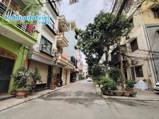 Người thật việc thật vào việc luôn.đất ngọc lâm long biên 90m2 - 1