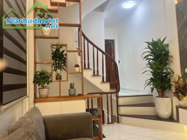 Bán nhà mẫu lương, Tặng full nội thất