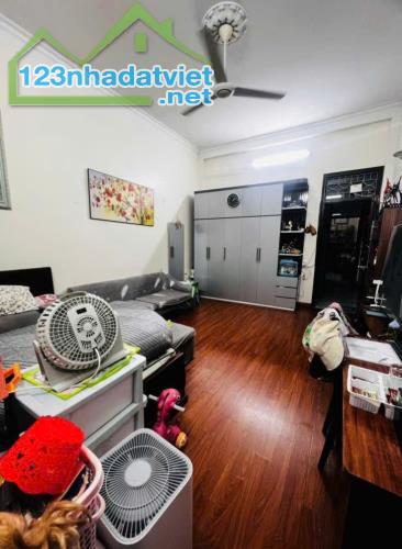 Bán nhà vị trí VIP ngõ 105 Xuân La, Tây Hồ. Phân lô, Ô tô Tránh. Kinh doanh. 60m. 19 tỷ - 3