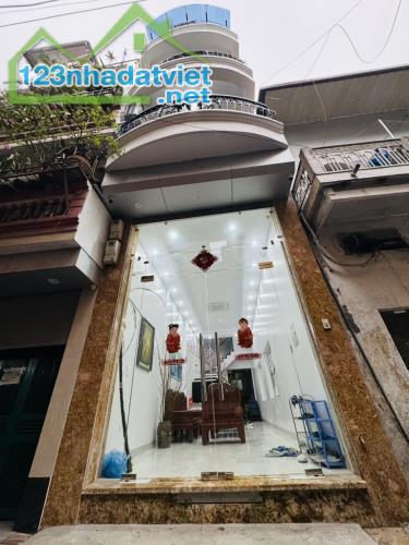 NHÀ ĐẸP SÁT PHỐ TẠ QUANG BỬU, HAI BÀ TRƯNG, 2 MẶT NGÕ TRƯỚC SAU, DT 79M2 x 4T GIÁ 22,3 TỶ