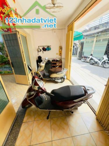 PHẠM THẾ HIỂN P3 Q8 - THÔNG ÂU DƯƠNG LÂN - 72M2 - NG4,75M NỞ HẬU - 2TẦNG HOÀN CÔNG - 4.35T