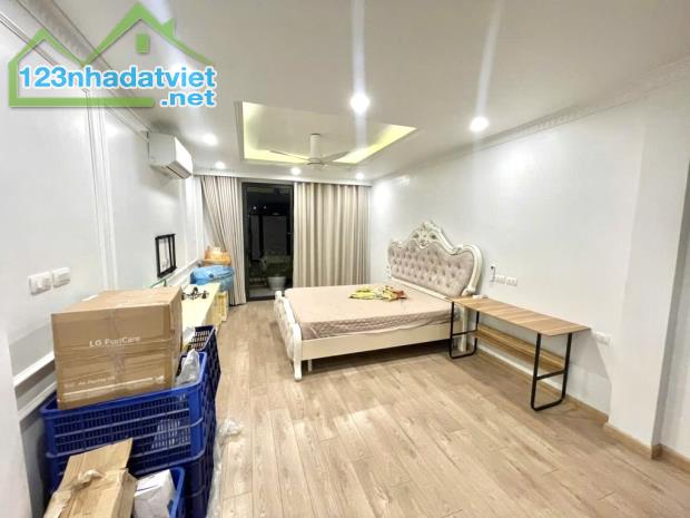 BÁN NHÀ PHÂN LÔ TRẦN ĐẠI NGHĨA – 6 TẦNG THANG MÁY – Ô TÔ ĐỖ CỬA – GIÁ 13 TỶ - 2