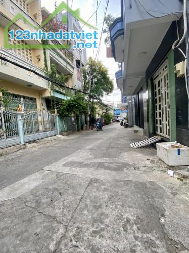 SÁT HXT - 2 TẦNG 46M2 - 3,7X12M - PHẠM THẾ HIỂN P5 QUẬN 8 GẤP BÁN GIẢM 200TR - CHỈ 4.9 TỶ