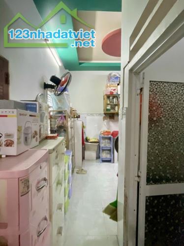 SÁT HXT - 2 TẦNG 46M2 - 3,7X12M - PHẠM THẾ HIỂN P5 QUẬN 8 GẤP BÁN GIẢM 200TR - CHỈ 4.9 TỶ - 2