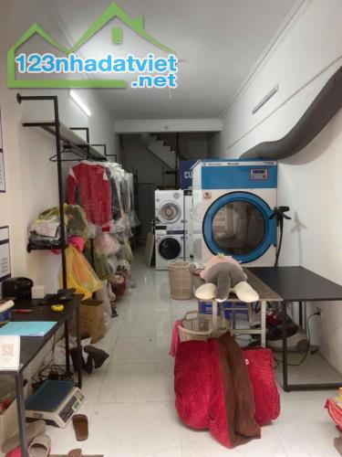 BÁN NHÀ CẦU GIẤY ĐƯỜNG TRẦN CUNG NGÕ 82, DT 50M * 3 TẦNG * GIÁ 10,8 TỶ - 1