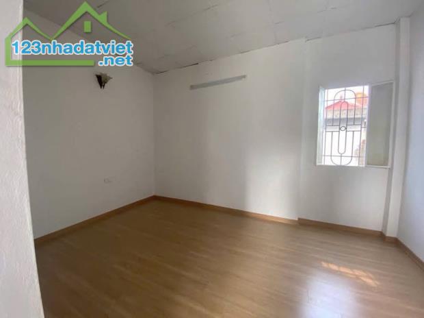 📣 Bán nhà 4 tầng Nguyễn Văn Cừ, Cách ô tô - Hồng Tiến 20m, 55m2, Ko QH, 6 tỷ 2 - 2