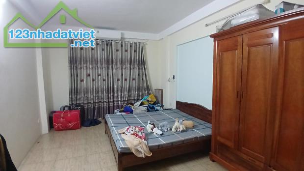 BÁN NHÀ ĐẠI TỪ - HOÀNG MAI GẦN MẶT NGÕ Ô TÔ THÔNG, HAI THOÁNG, NHÀ 4 TẦNG ĐẸP. - 3