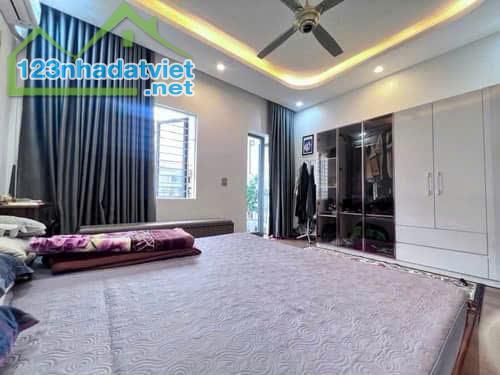 Hót đây! Nh.à đẹp, gi.á rẻ kịck sàn do chủ vỡ... Ở phố Thượng Thanh - 3