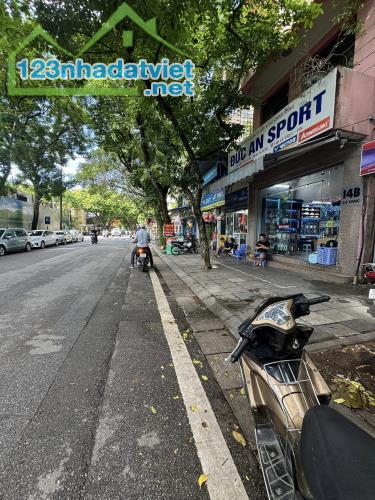 ⚜️ Mặt phố VIP Lê Trực, Ba Đình, 61m2 5T MT 5m, Thông số vàng, Siêu KD, Chỉ 31 Tỷ ⚜️ - 3