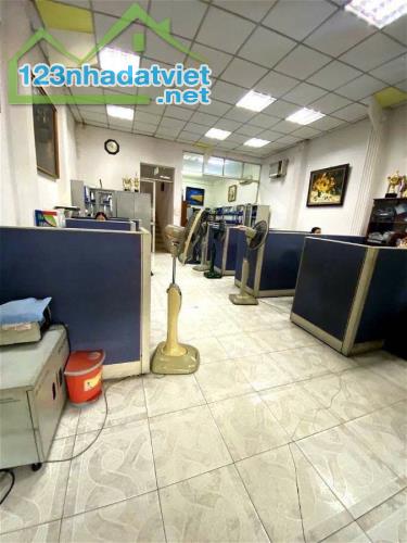 Mặt phố Âu Cơ - Đoạn đẹp nhất gần hồ Tây - MT rộng - Sổ vuông vức. - 1