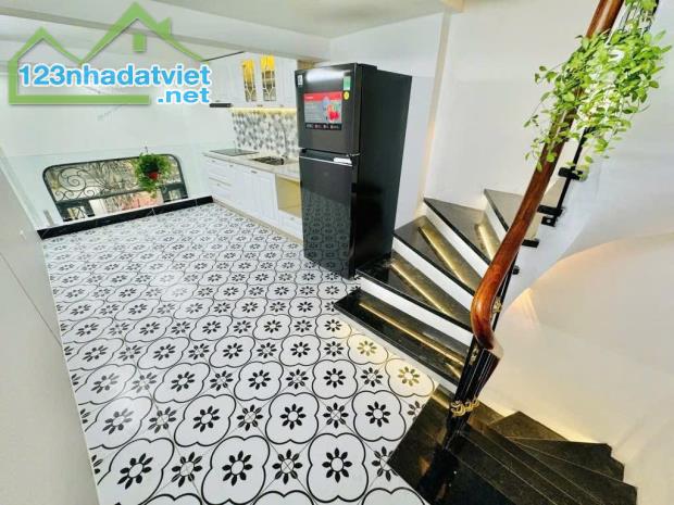Bán nhà mới đẹp Đống Đa đầy đủ nội thất - 1