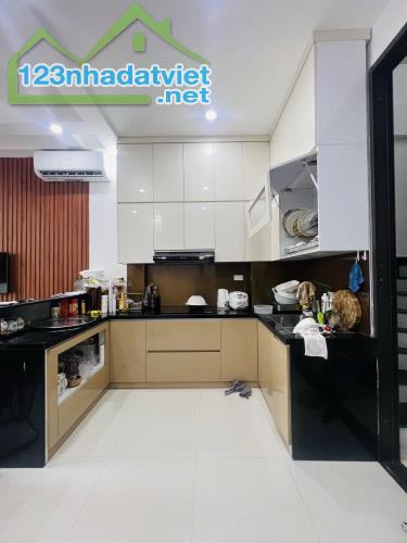 Cần bán gấp siêu phẩm phân lô vỉa hè ô tô tránh, kinh doanh Thụy Phương 42m2, 5T, nhà mới - 4