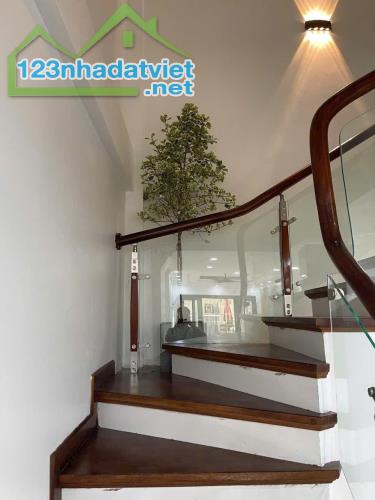 Nhà mới khuôn tiền nhỏ xinh dành cho khách an cư bền vững - 1