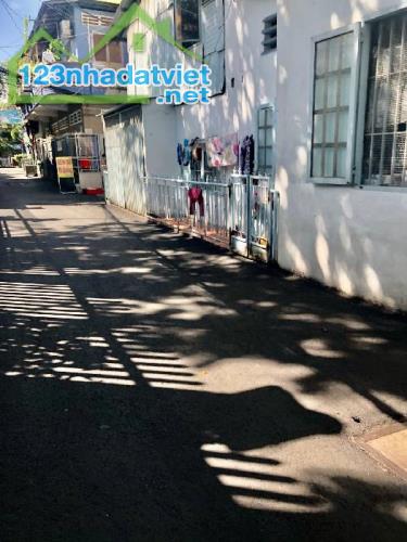 Nhà 84m² – Nở Hậu 4.4m – Hẻm 4m Thông – Gần Chợ Tân Bình