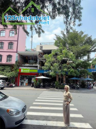 CHÍNH CHỦ MỘT ĐỜI CHƯA QUA ĐẦU TƯ - GÓC 2 MẶT TIỀN ĐƯỜNG VĨNH HỘI & ĐƯỜNG SỐ 48 - KHU THỂ