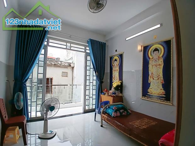 Bán nhà 70m2, 5PN, 4WC, Q.9, Lê Văn Việt, chỉ hơn 6 tỷ - 2