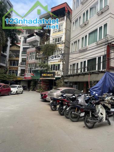 Bán nhà Mặt hồ Ba Mẫu, Đống Đa, 85m2, LÔ GÓC- Ô TÔ, 46 tỷ