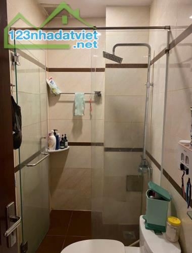 Bán Nhà 3 Tầng - 6.1Ty - Khu ven sông - Gần Vạn Phúc City - 4